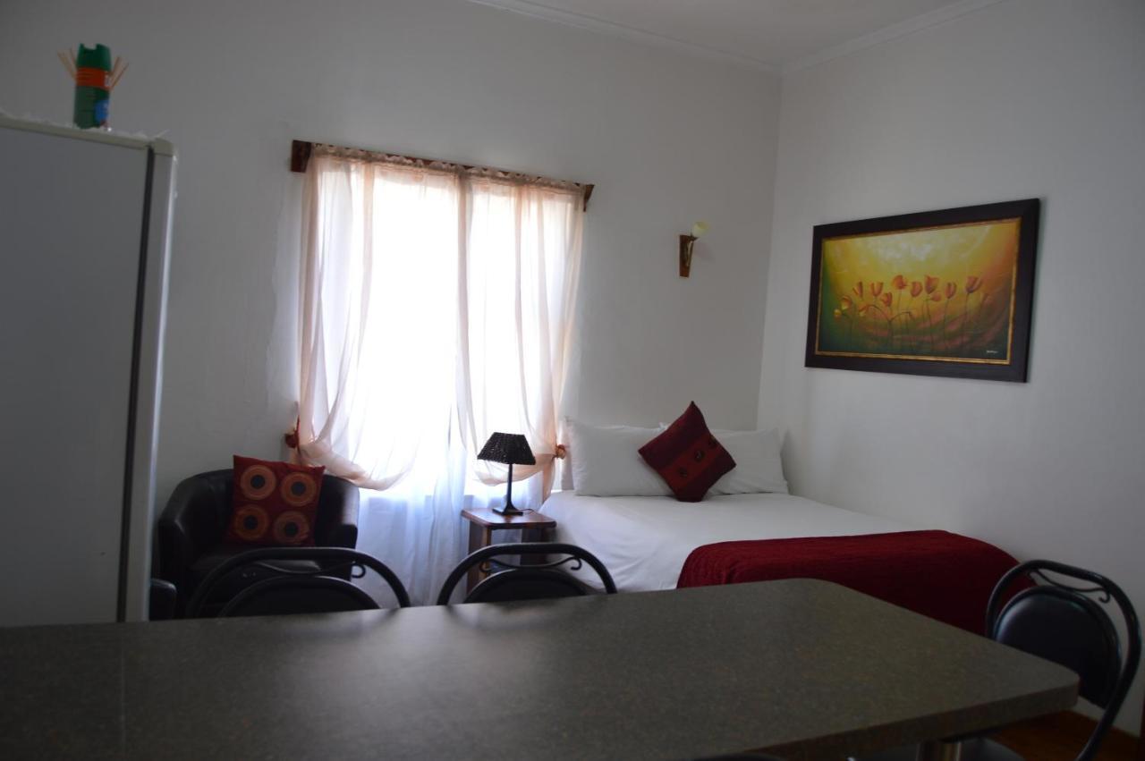 Villelodge Accommodation 뤼데리츠 외부 사진