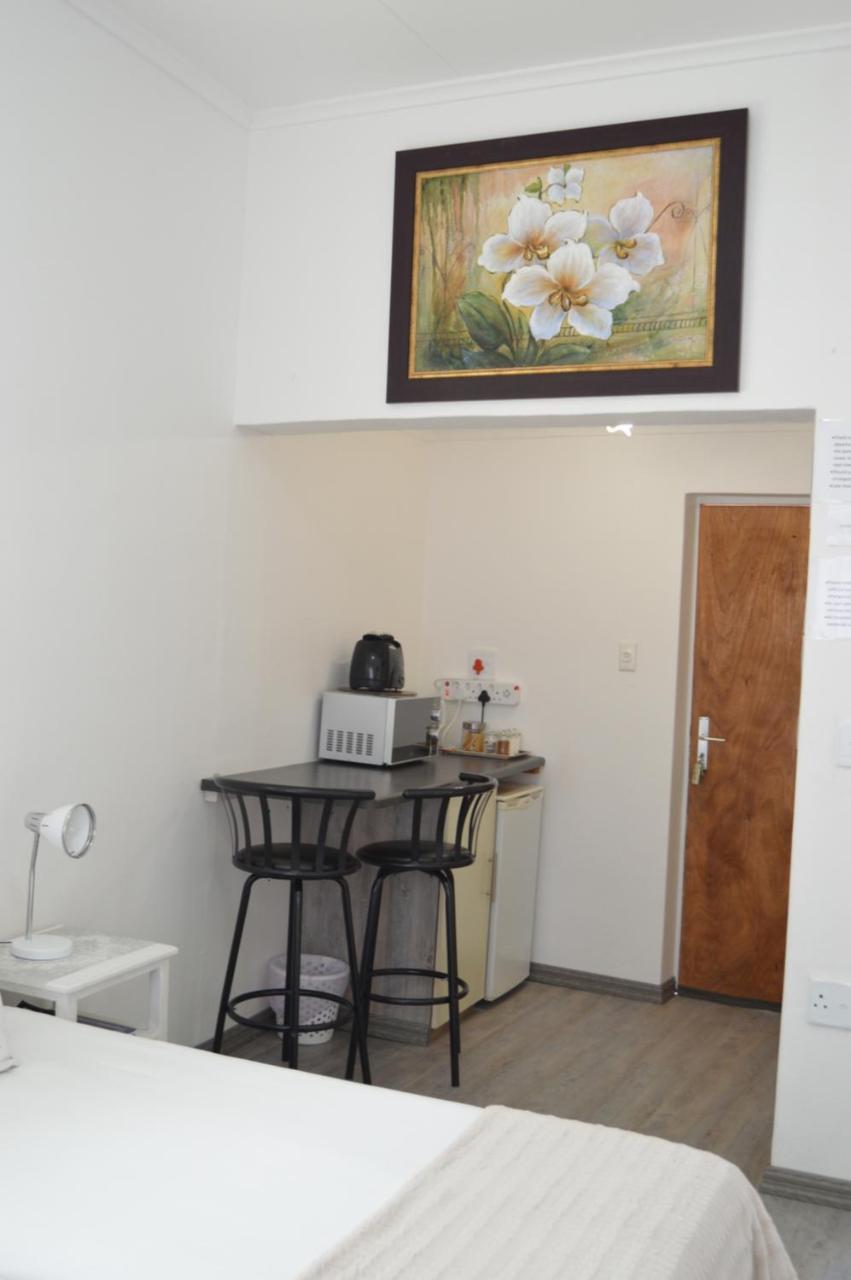 Villelodge Accommodation 뤼데리츠 외부 사진